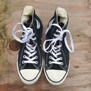 Classic Black and White Converse Size 9
